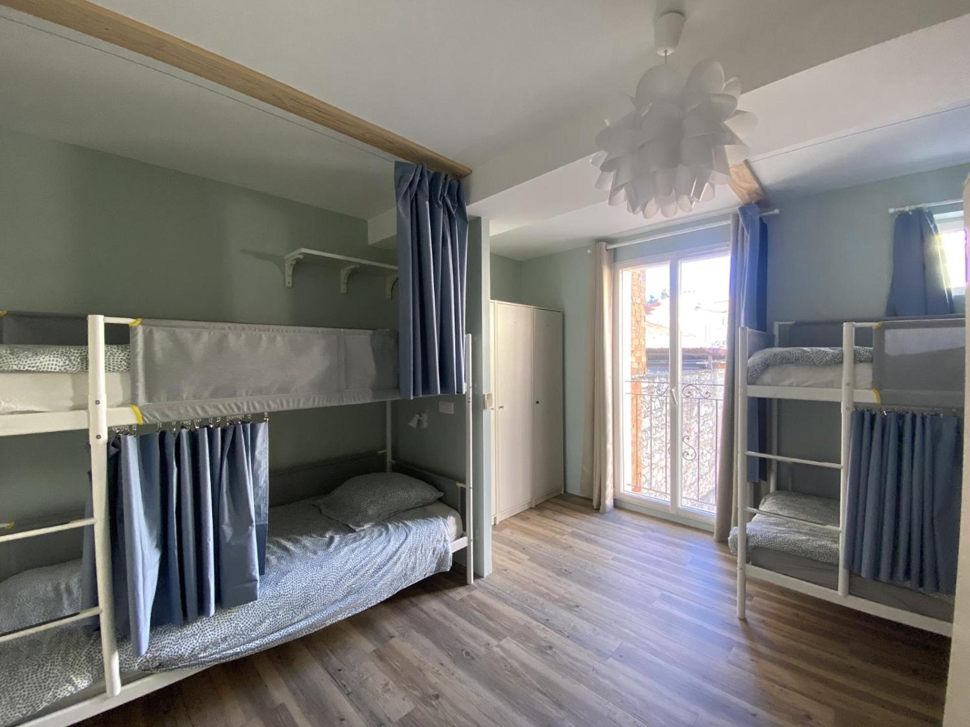 Bohobos Hostel Antibes Luaran gambar